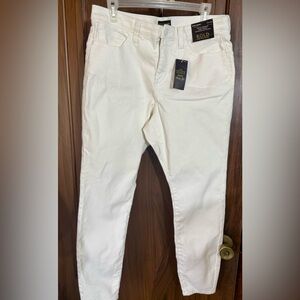 BOLD elements White Curve Appeal high-rise straight-leg jeans. Size 14